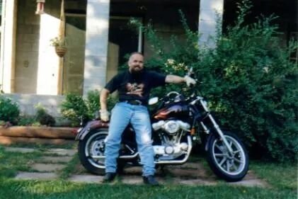 Husband, Father, Poppa, Brother and Son. Ex- Paratrooper and not one to put up with Bullshit...