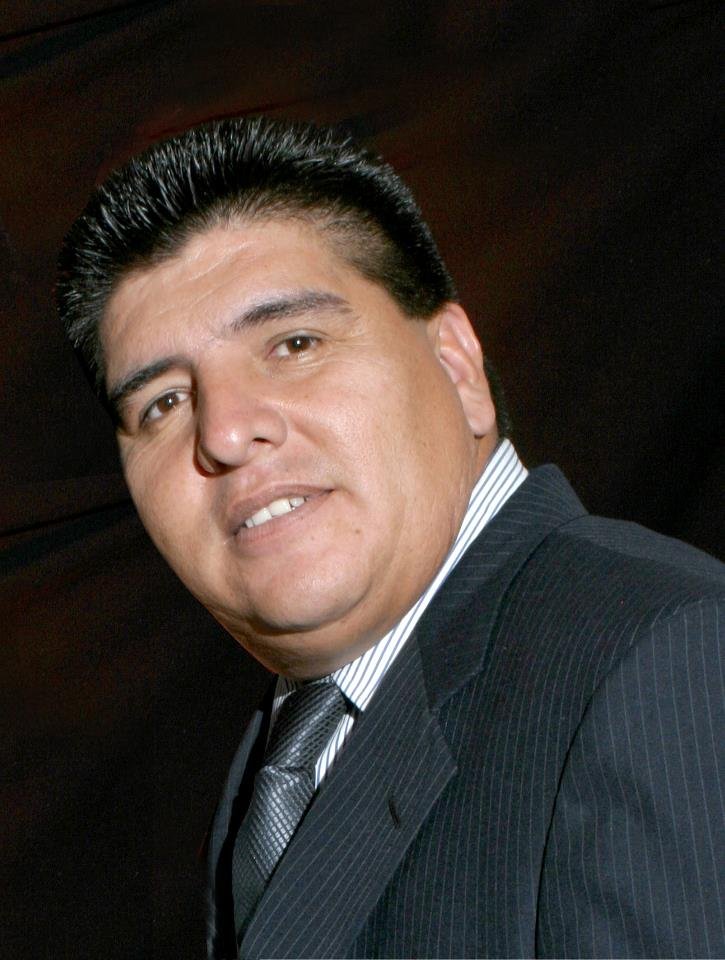 A la cima no llegas superando a los demás sino superándose a si mismo.
