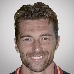 m_desanctis26's profile picture. Benvenuti nel mio profilo Twitter ufficiale. Portiere della Roma, sposato con Giovanna e ho due figlie meravigliose Sara e Anastasia.