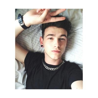 Darlin', let me get in between your thighs, and show you how real men do it.