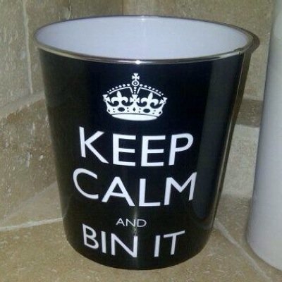 Official twitter account for the Oxford University Bin Society. For membership inquiries please contact us, please make sure to take all your bins out first.