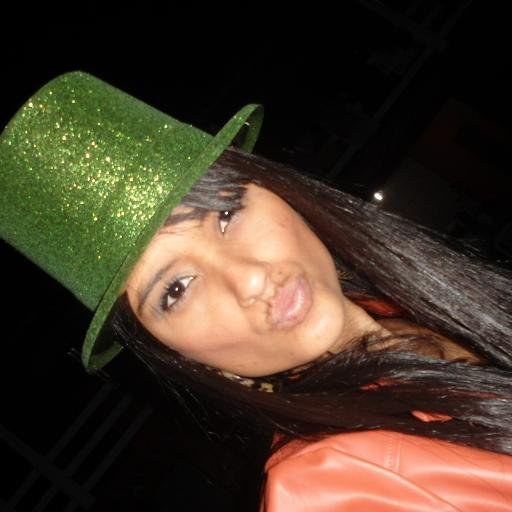 Sou uma garota alegre, extrovertida.. gosto de conversar e passear demais..Amoo Sertanejo.. to aqui para compartilhar com voces o meu dia-a-dia.. Me Seguem aí..