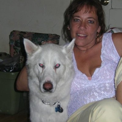 QueenJuliea's profile picture. 