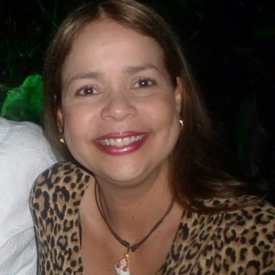 Doctoranda en Educación (Ucab), Especialista en Opinión Pública (USB), Comunicadora Social (UCV). Madre de Connie y de Rae 🐾🐾.