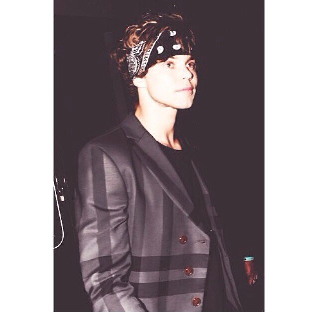 If you don't like 5sos you're lying to yourself ~ nash & cam ~