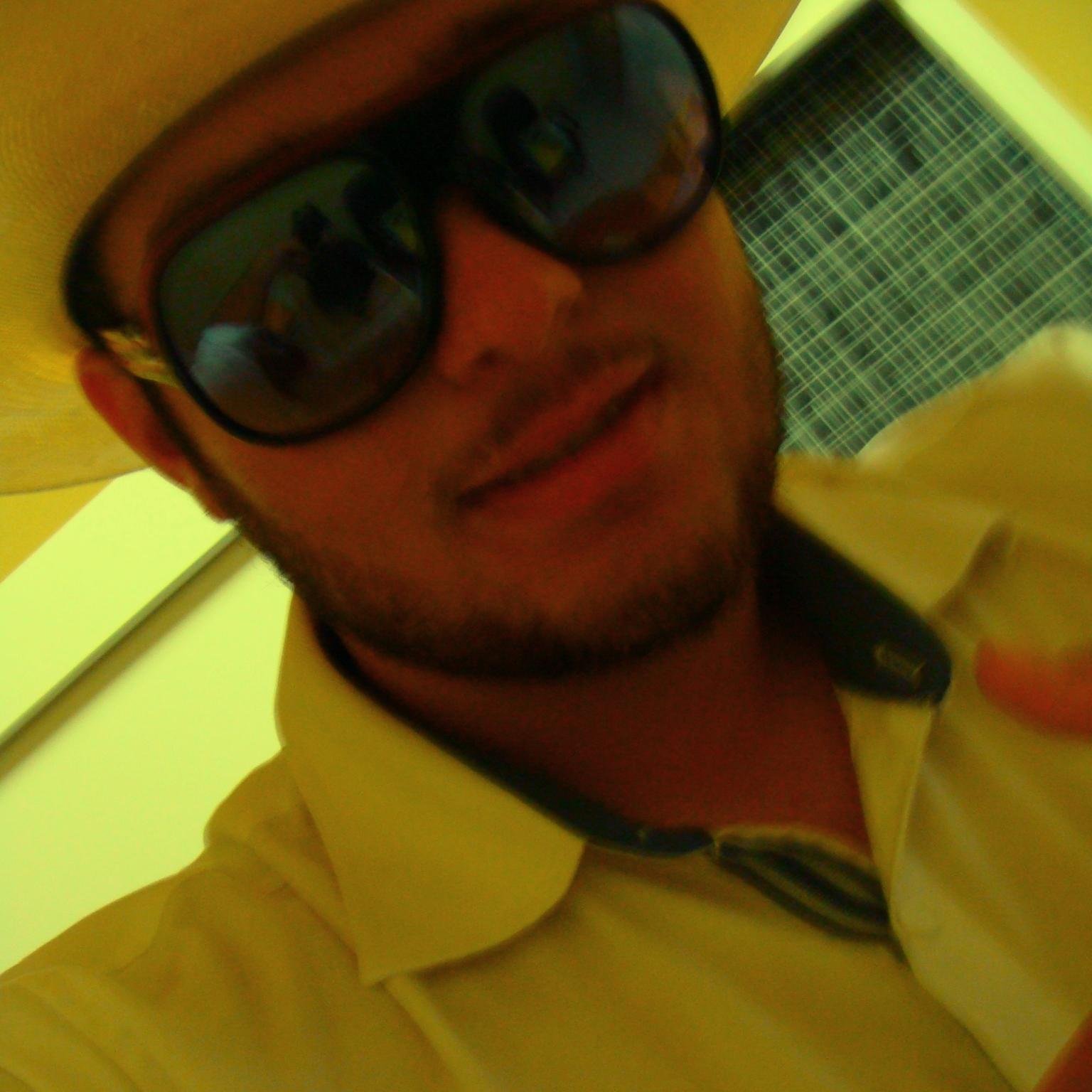 Add facebook: https://t.co/ga3gk2fUTs Dono: Web radio Evolucao sertaneja