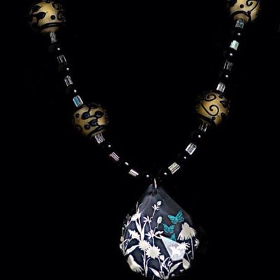 red_dragonfly13's profile picture. I make unique, one of a kind jewelry! Contact me today to start your one of a kind jewelry piece! #beautifulartisianjewelry #custommade #supportsmallbusiness