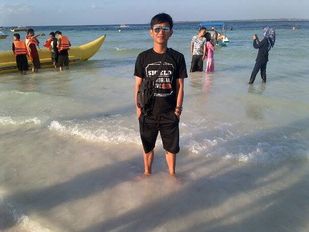 PIN BB : 2B4DE355
Facebook : Andi Arsil
Oshi : @KinalJKT48
Club : Arsenal FC
SHINSEKI48 Makassar
Support JKT48
KINALOVA INDONESIA..Ganbatte !!!!
