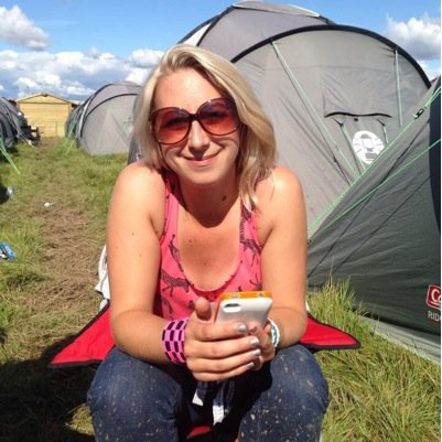 DonnasCrisps's profile picture. Small, blond, loyal... likes rollies, wine and Leeds United