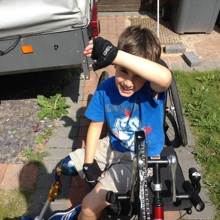 TE4M_THEO's profile picture. We raise money to help with 8 year old Theo who needs prosthetics and aids after losing his leg in a car accident when he was 6. Our full story is on our page.