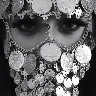‏‏‏‏‏‏انا هنا عشان اوسع صدري لا اكثر ، سبحان الله وبحمده سبحان الله العظيم .