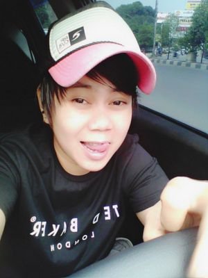 aNdRoWWiNe's profile picture. aQuaRiusS