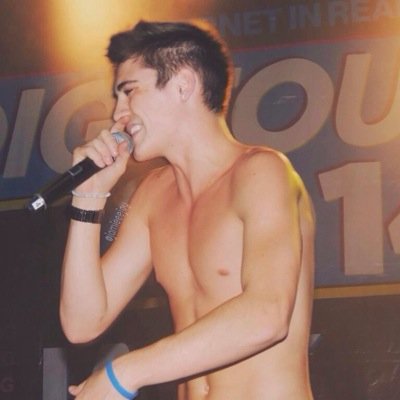 pls follow @gilinskyok ! she helps all her active followers get follows from 6/12 and more :)