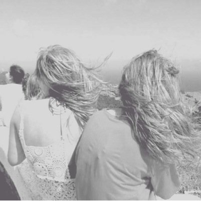 OliviaOCasas's profile picture. Name: Olivia, Age: enough, Status: socially awkward, Goal: actor career, current mood: ugh