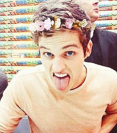 Go follow my main account @SiredtoSterek