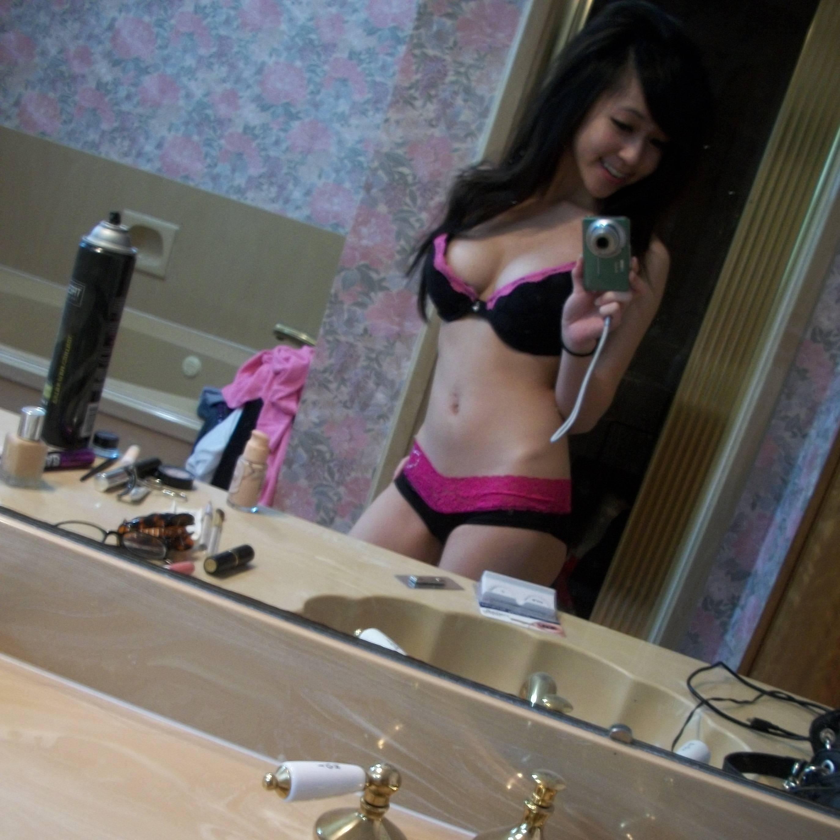 Living the life 3, add me on instagram! instagram/clarapagex