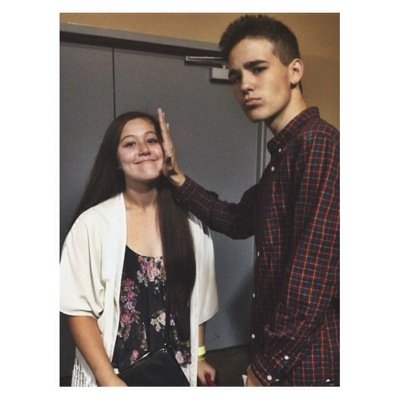 Follow @whitewhatsides and fav 5 recent tweets and she'll automatically dm you to her whole bio :)