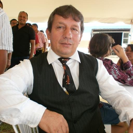 carloseacosta77's profile picture. Artes escénicas, Naturista, Iridólogo, Hipnoterapéuta clínico,y Escritor.