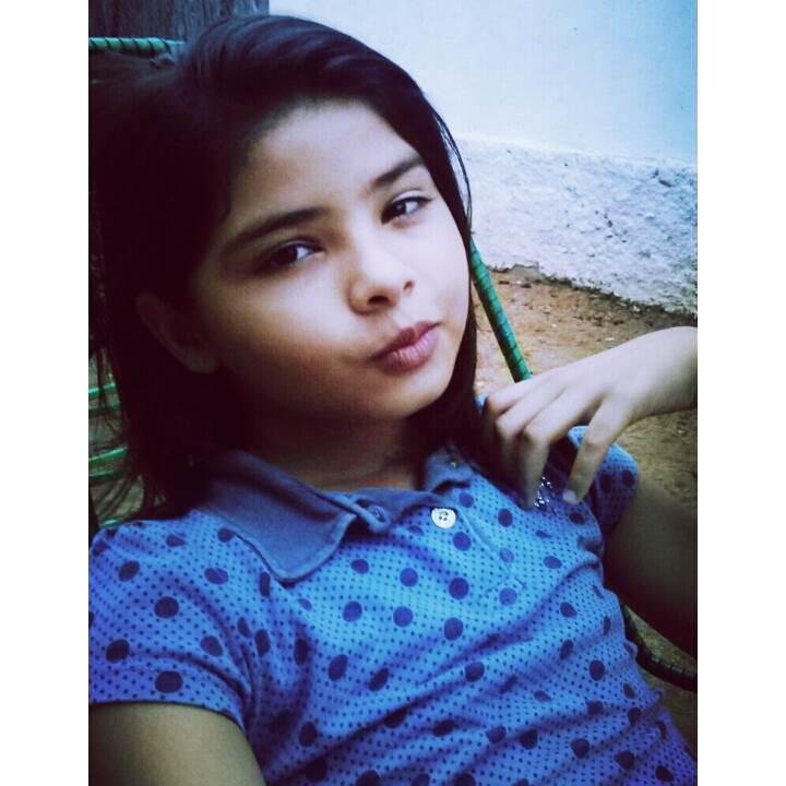 ~ Siim eu faço parte da Familia LS, eu vivo, eu respiro e amo muito, muito mesmo o Luan Santana , minha razão de viver é ele ~ ♥♥♥