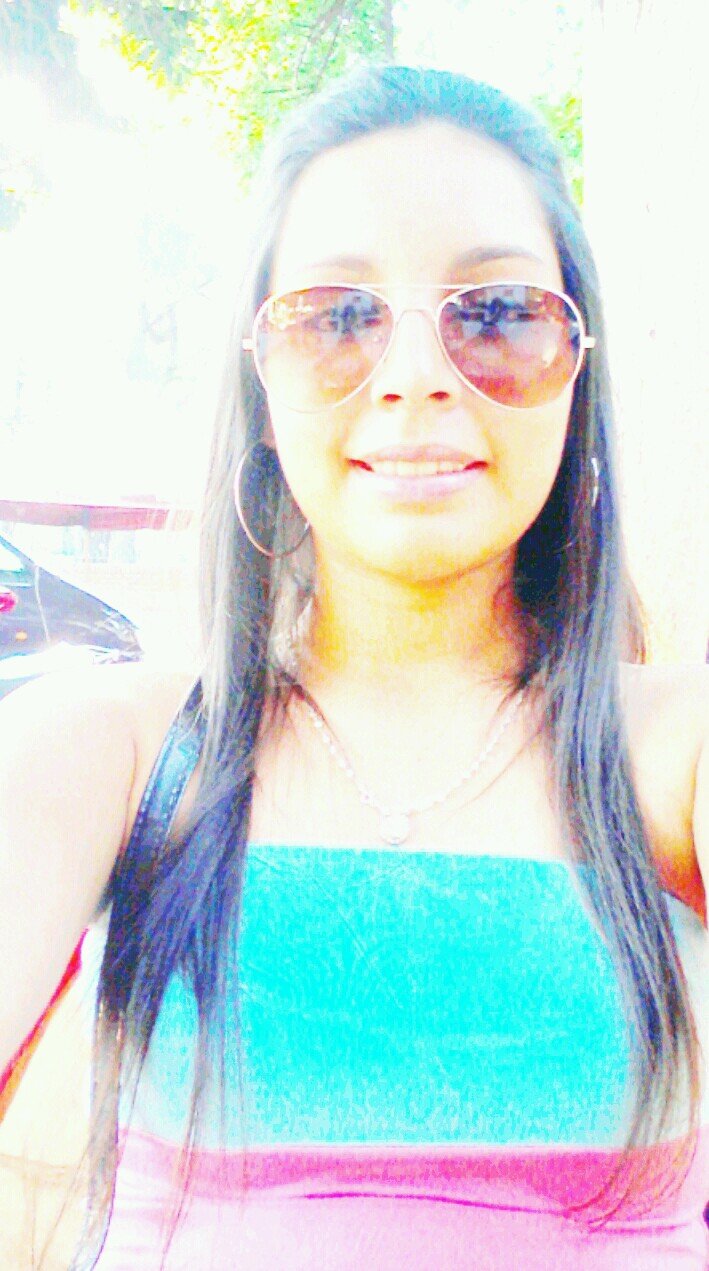 Deportista, Olimpista de corazón (CUNA A TUMBA) , Cantante, Salesiana ,014 CSDBY . Relájate todo tiene solución ;)