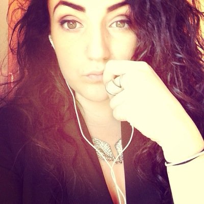 Instagram : ceciylee