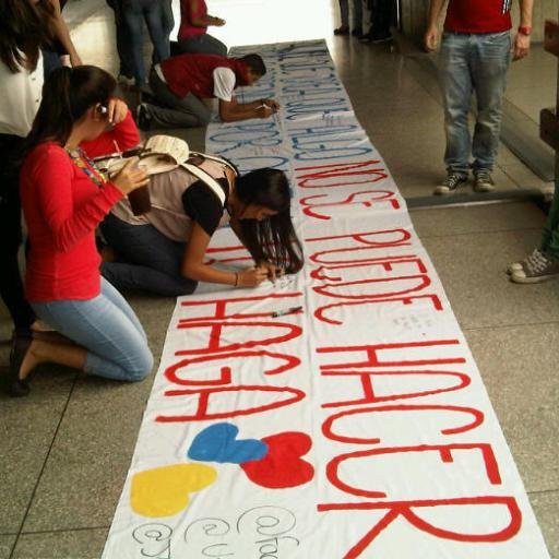ORGANIZACIÓN ESTUDIANTIL INDEPENDIENTE.
Facultad de Ciencias Económicas y Sociales.
De la Universidad a la calle y de la calle a la Universidad!
#UC