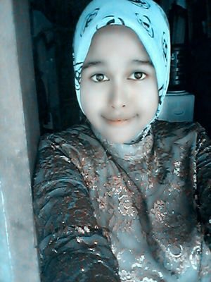 fitri3handayani's profile picture. 