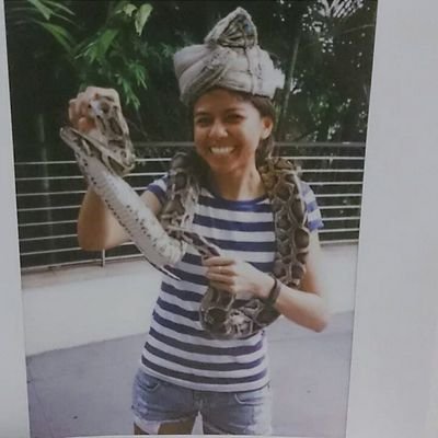 vegan girl trying to bring some love and support to our furry friends' welfare :)