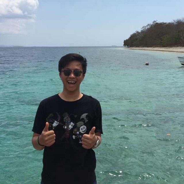 akmalhadian's profile picture. to the optimist,the glass is half full. to the pessimist, half empty. to me,an engineer,the glass is twice as big,as it needs to be | chemical engineering | K50