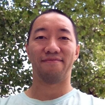 Tech and iOS. iOS Engineer at @zillow. Previously at @etsy, @ScrollMotion, @bloomberg, @hidoodle, https://t.co/NYQfRceABV.