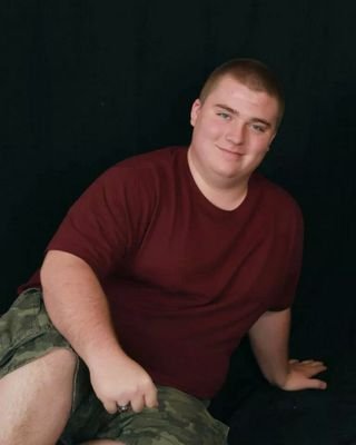 hoythosey's profile picture. 