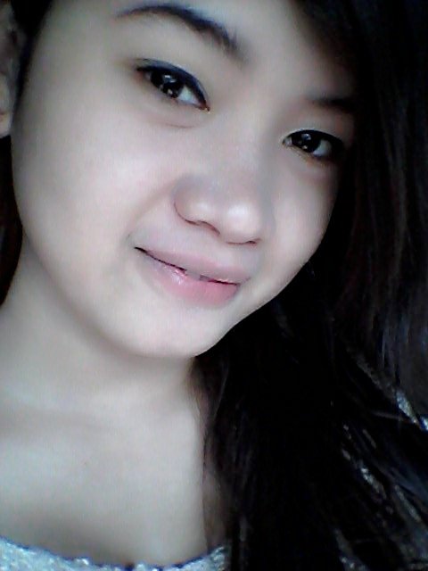 RinaNurCahyani3's profile picture. 