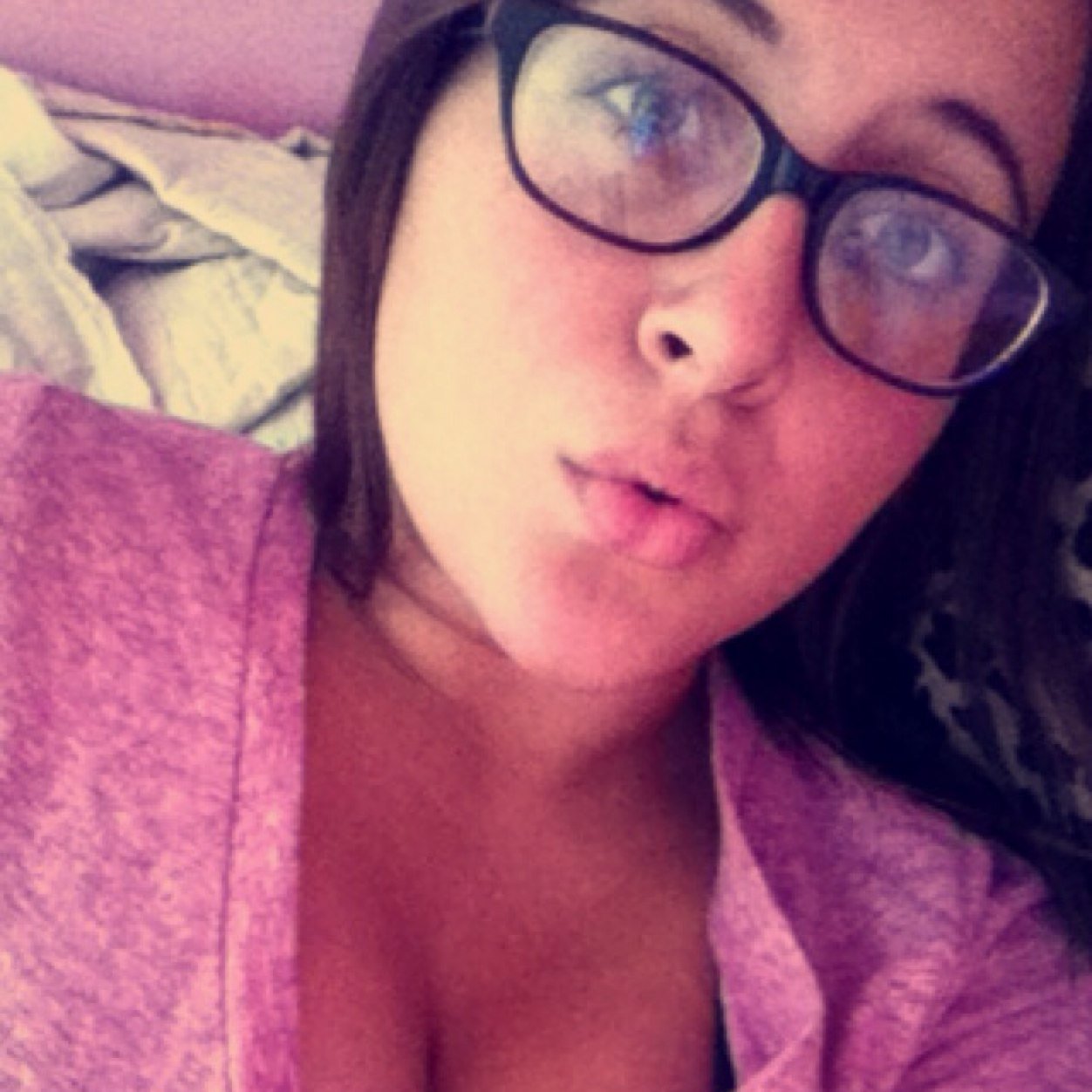 ceequaltieri's profile picture. Live the life you love  animal lover - zack rivera - nursing major - cna - 3 fur babies - always smiling, even when im at my worse