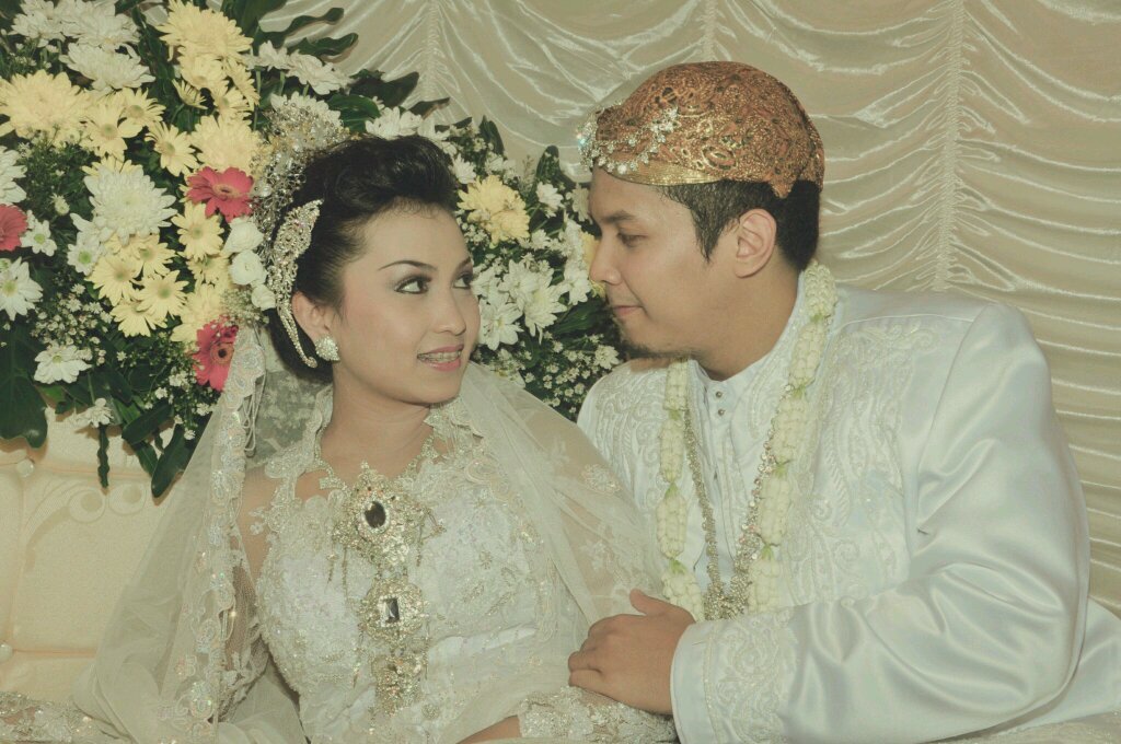 Love my parent,satria,andarra dan Dengarkan Suaraku.. asekkkk.....