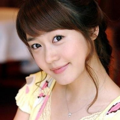 韓国ビューティ 少女時代 テヨン愛用化粧品 リクエスト Etudehouse モイストフルコラーゲンフェイシャルミスト テヨンのオススメの美容アイテムは コラーゲンミスト 乾燥対策に良く 時間が経つにつれて良くなる からだそう 詳細