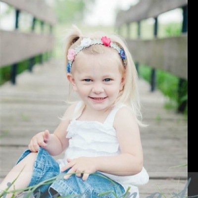Just a little girl in a big world! Im 2!!! My mommy is @MissDaveyRocker