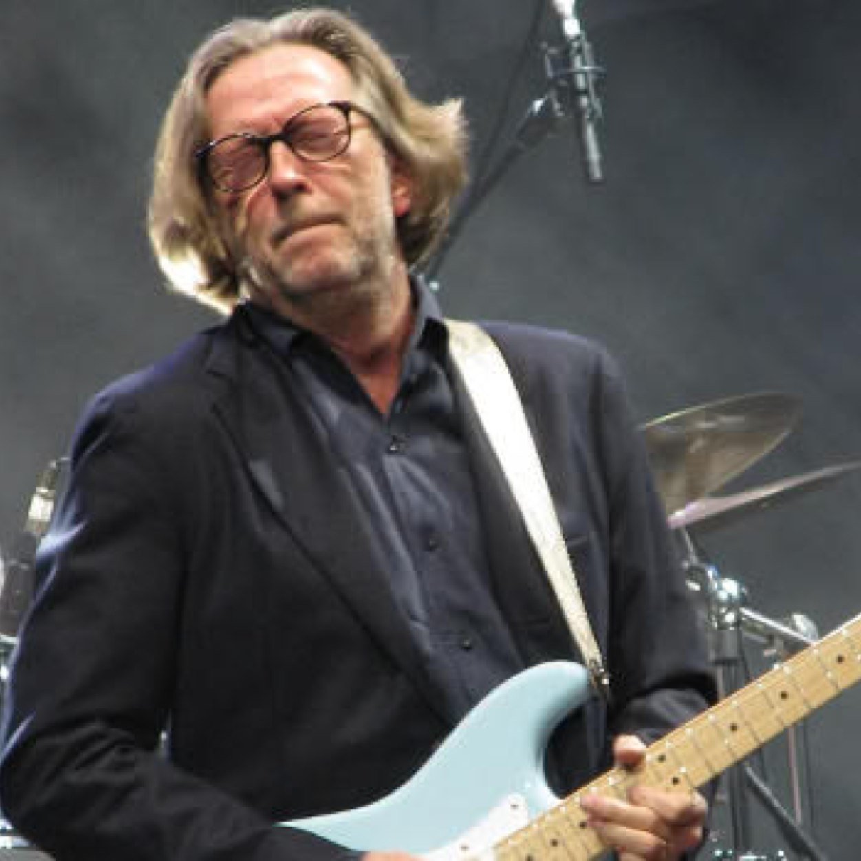 Night legend aspiring to play like Clapton....In my dreams!!