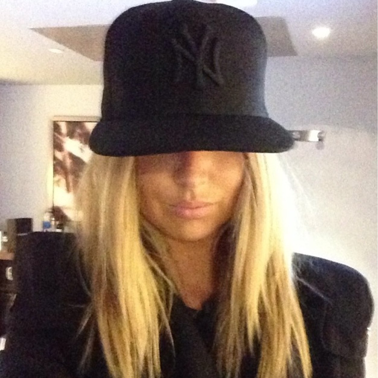 NatalieRowell's profile picture. designer // trend blogger