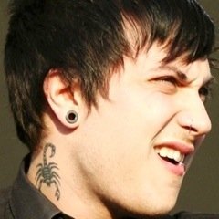 hi!! ur cute!! have a free follow. please follow my main acc @emoplant if u like p!atd, fob, mcr, and spn ૂི•̮͡• ૂ ྀ