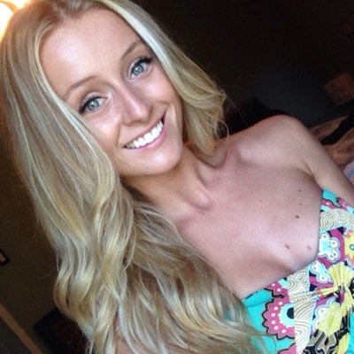 jesica_sellon's profile picture. just smile and wave