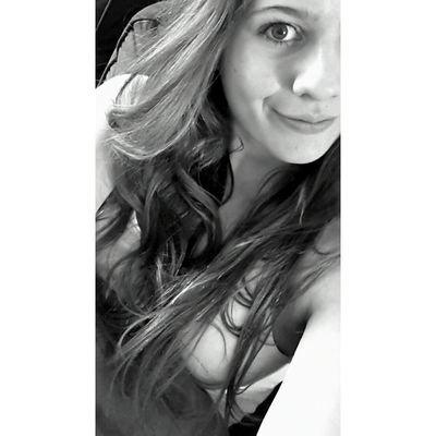 insta/snap: steffieex     

- havo 4
   
- be happy and love your life !