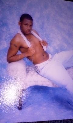 ceo of the web site www.odddeseamodelz please feel free to go comment and enjoy or chat room live talk @ http://t.co/mqM9fZDo5z see you there