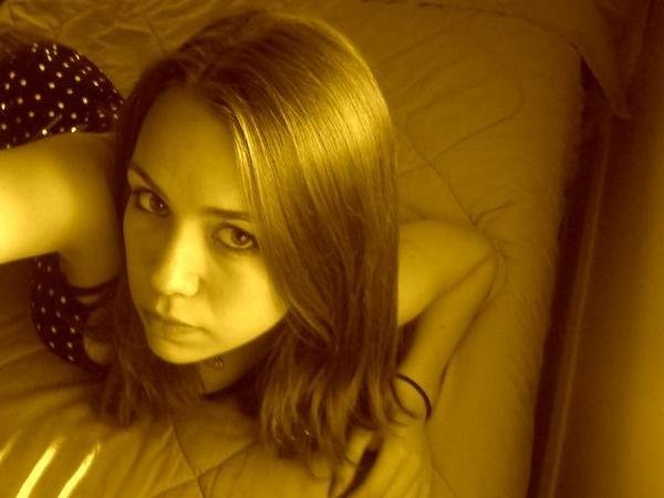 busyfroufrou8's profile picture. 