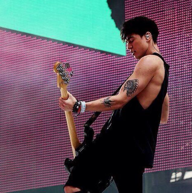 Rikki | New Zealand born Aussie livin' | Maori | ❤️ 5 Seconds of Summer ❤️
