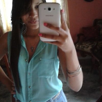 soy unah lokitha seriaa , soy liindhaaa , tengho el swaqq k sheerhoO, tengo pila de loOve ♥... ((para toOdo loO demas existhe mastercard)) :p