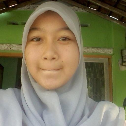 Born 09 April '99 |sma1geger|life is a choice