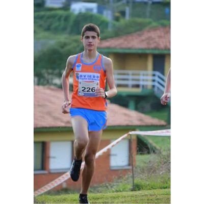 estudiante Dominicos Oviedo, apasionante del atletismo, aficionado del Sporting, Quirós manda!!!!