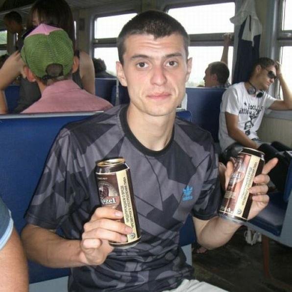 Фармацевт ;