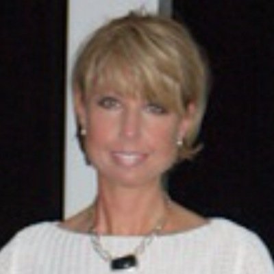 Financial Associate. Seeker of all knowledge, writer, sudo-artist, Martha S. Wanna Be, designer, sets trends-seeks inspiration, Classic ACK-Chic NYC style.