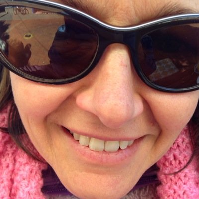 nadineenjo's profile picture. 